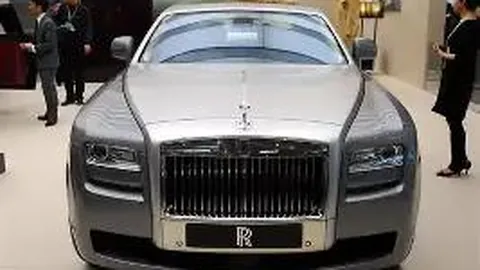 黄海波授课瞬间被捕捉，深夜独处引发感慨