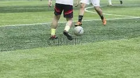 “特雷·杨重返赛场，老鹰队有望重振旗鼓！”